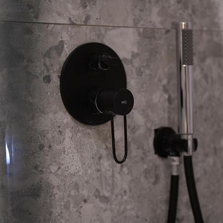 Seven Keys Luxury Suites Achílleion Екстериор снимка