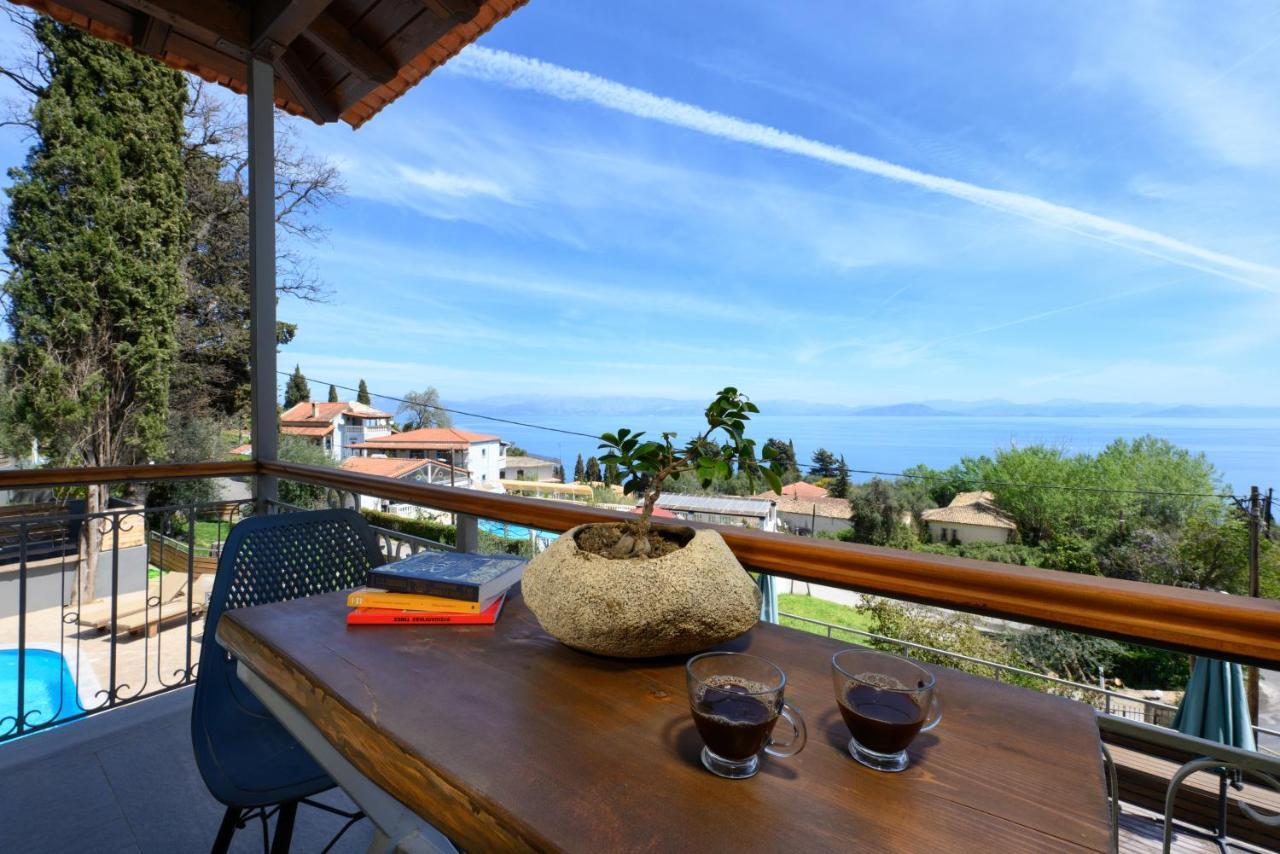 Seven Keys Luxury Suites Achílleion Екстериор снимка