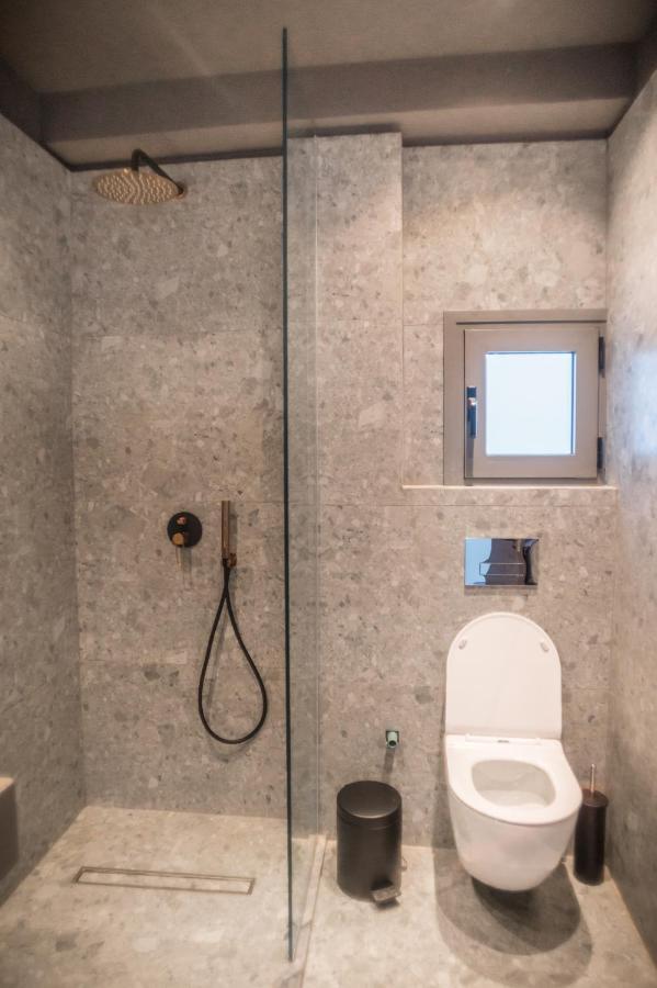Seven Keys Luxury Suites Achílleion Екстериор снимка