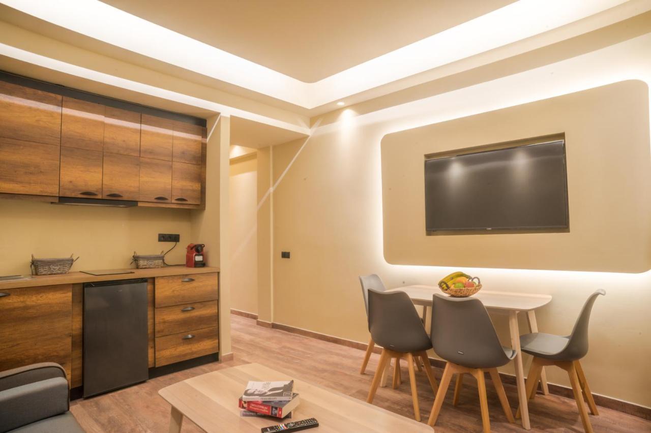 Seven Keys Luxury Suites Achílleion Екстериор снимка